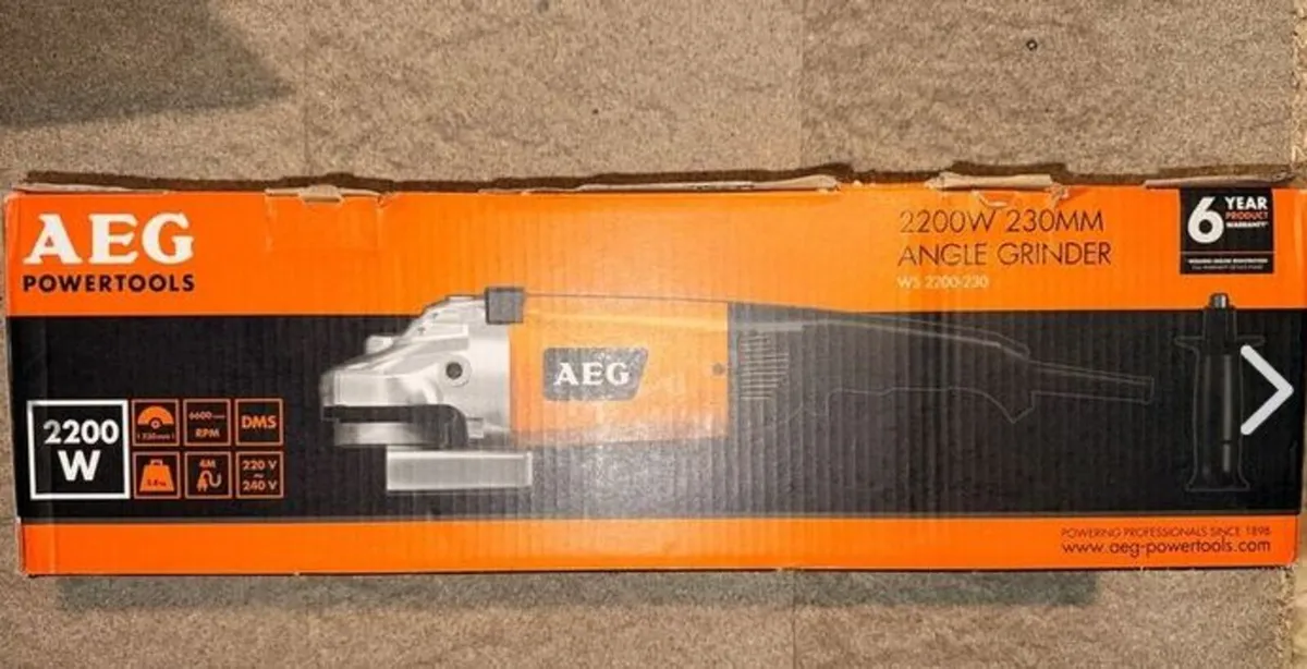 Large powerful angle grinder, 2200W, new in box - Image 2