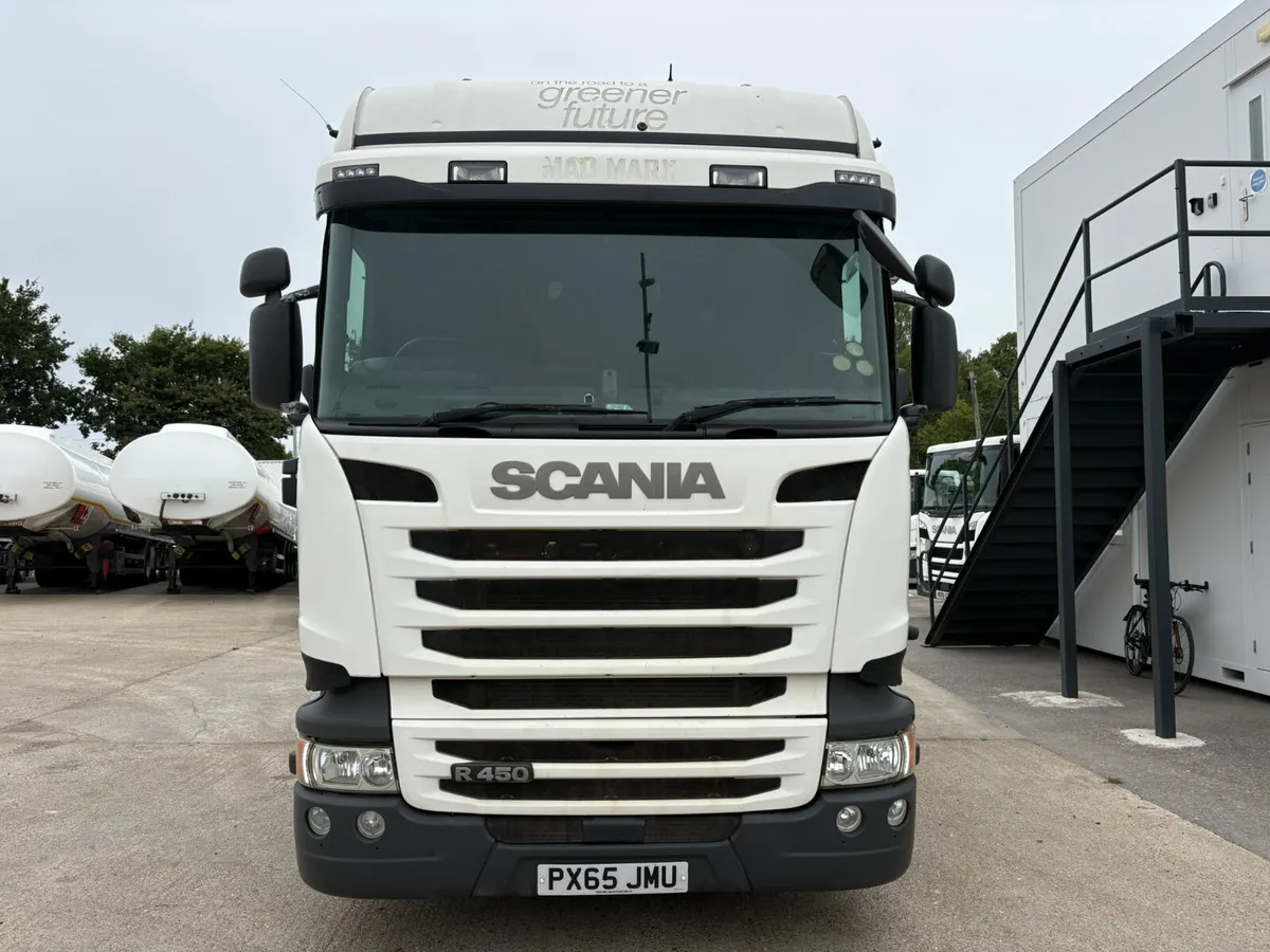 2015 SCANIA R450 - Image 3