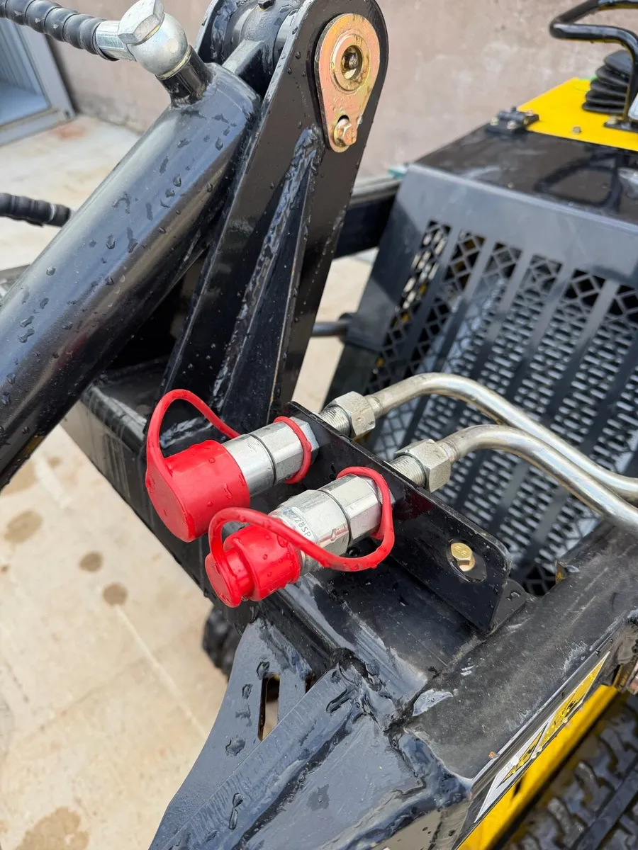 skid loader - Image 3