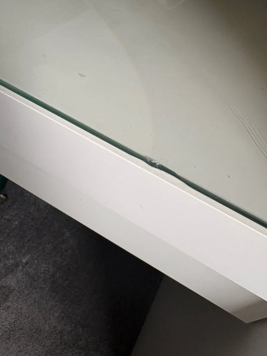 IKEA MALM Dressing Table - Image 4