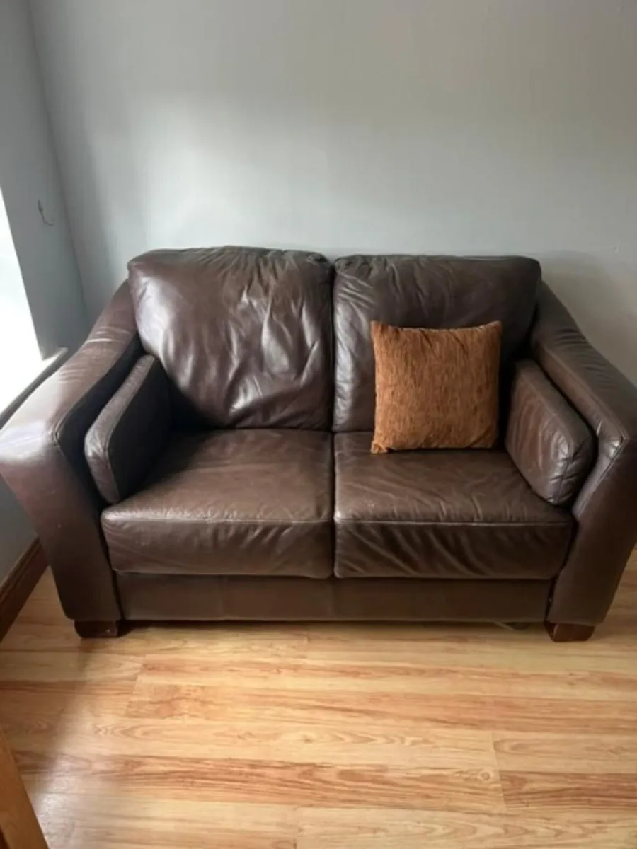 sofa - Image 2