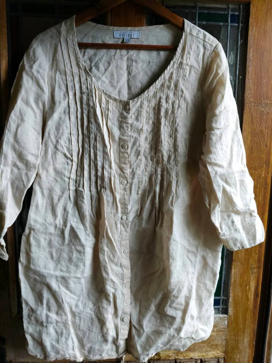 Options beige linen blouse features vertical pintu - Image 4