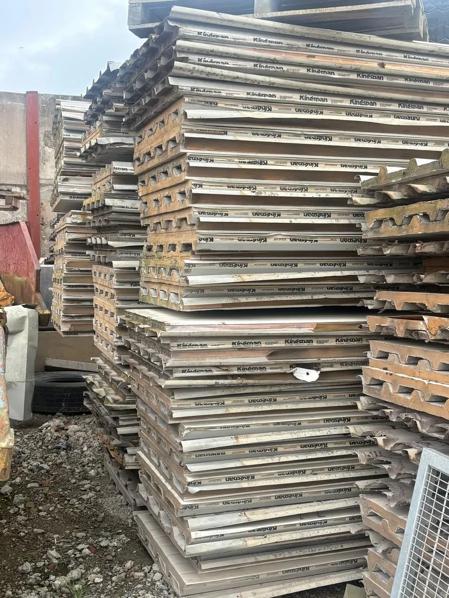 Insulated cladding, 3.8m & 6m lengths - Image 1