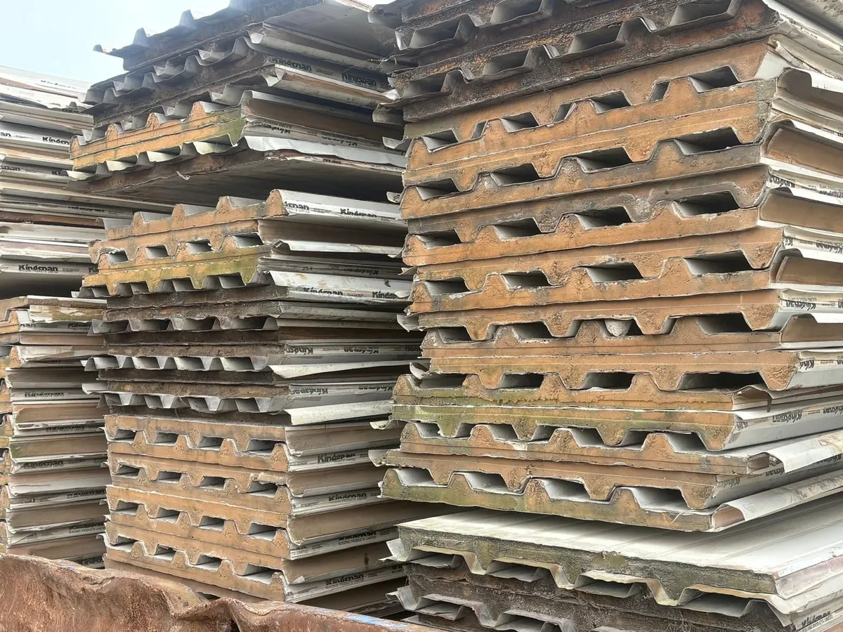 Insulated cladding, 3.8m & 6m lengths - Image 3