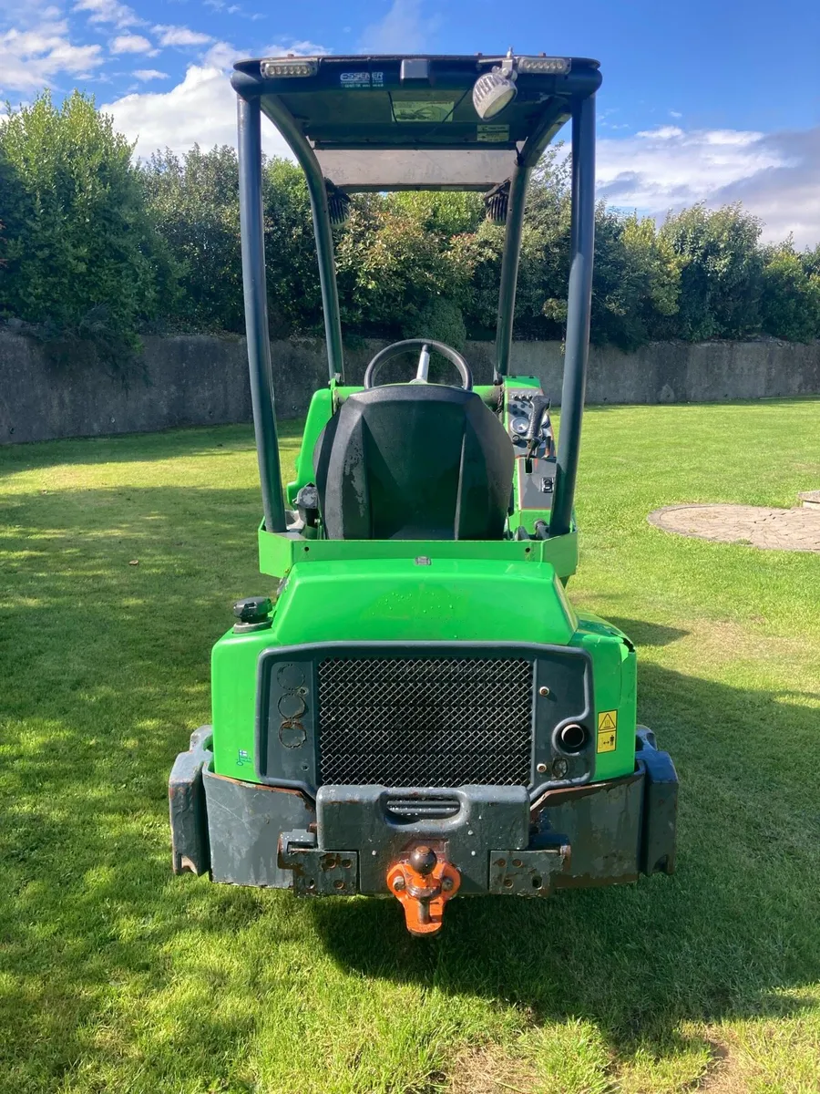 Avant 423 loader - Image 4