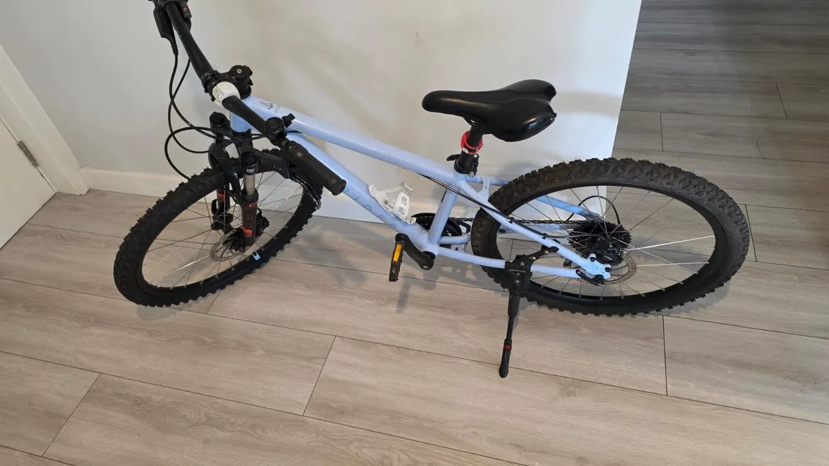 Rockrider EXPL 900 24” Kids Mountain Bike - Image 1