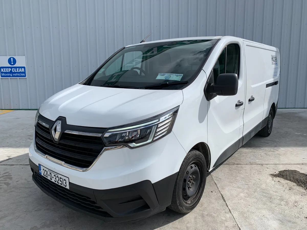 UNRESERVED 2022 RENAULT TRAFIC 130 FOR AUCTION - Image 1