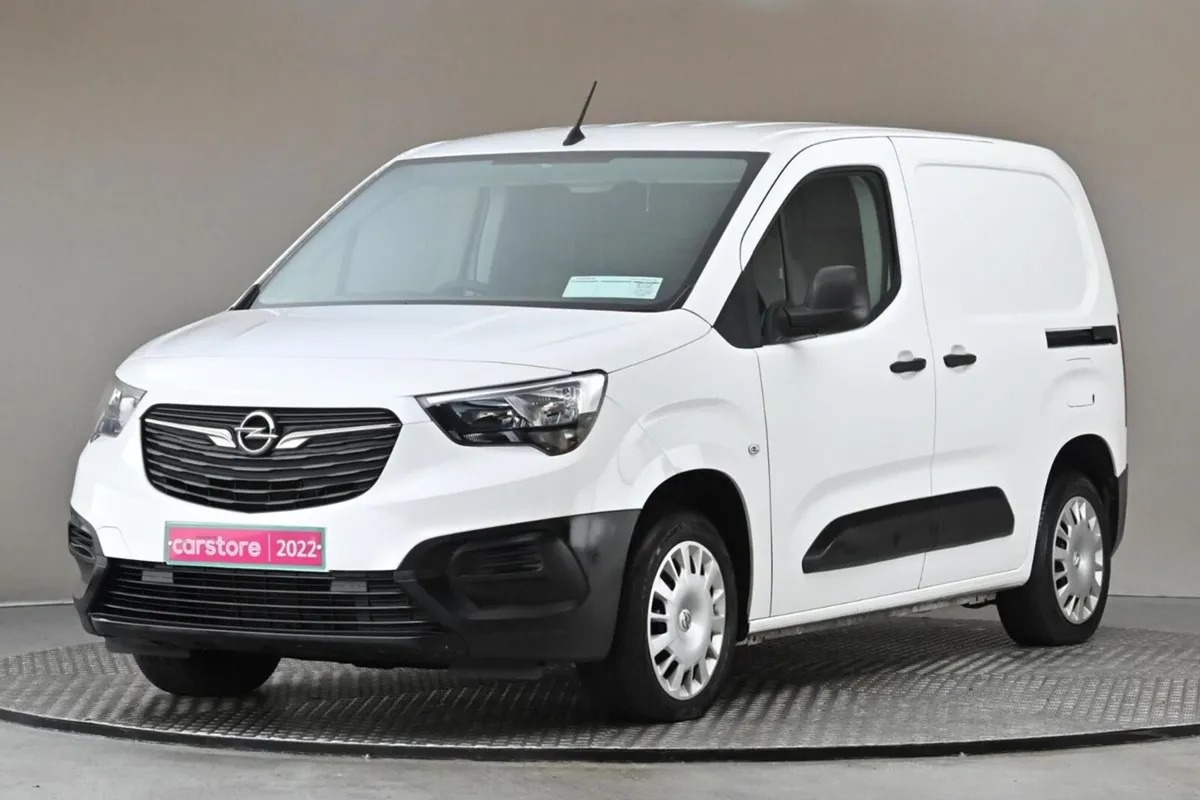 Opel Combo 1.5 CDTI 100BHP 3 SEATER 5SPD MY22 L1H1 - Image 3