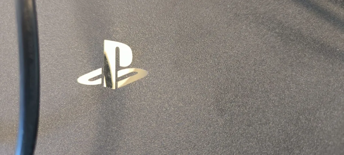 Play Station 4 (used) - Image 3