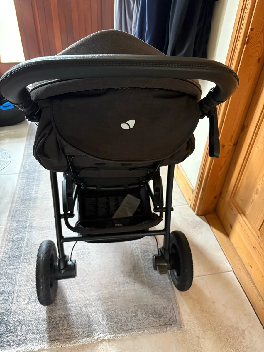 Baby stroller - Image 3