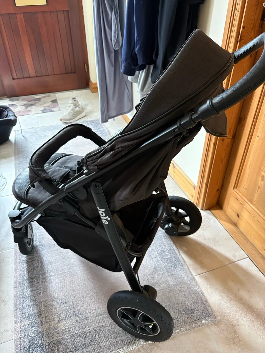 Baby stroller - Image 2