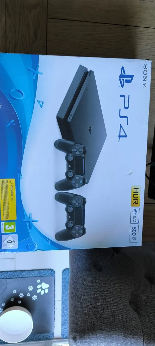 Play Station 4 (used) - Image 1