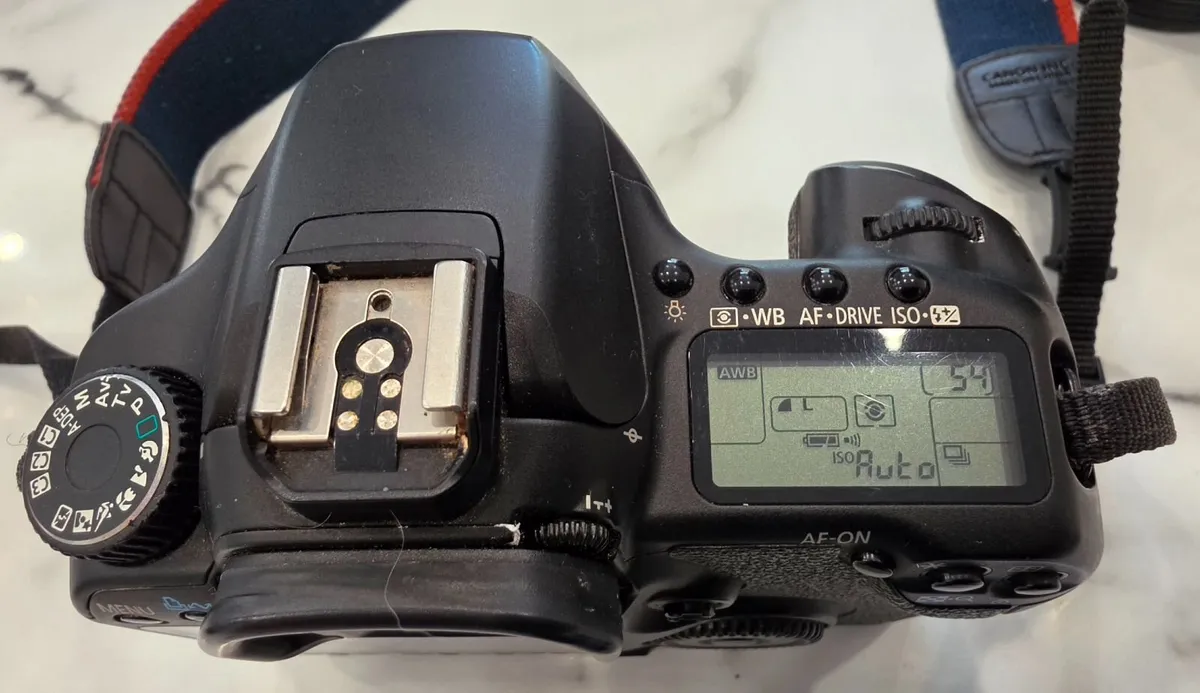 Cannon camera with 3 lenses (excellent) - Image 4