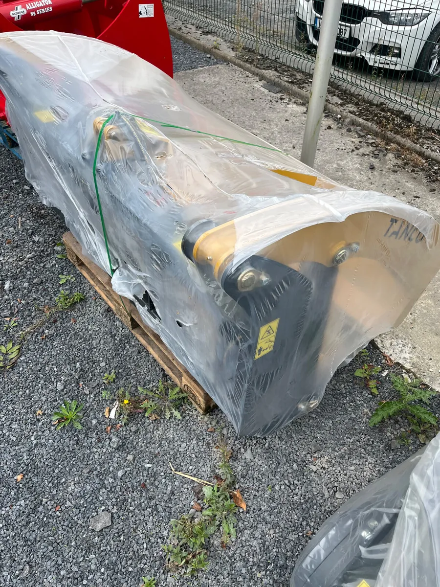 Tanco i76 bale splitter - Image 3