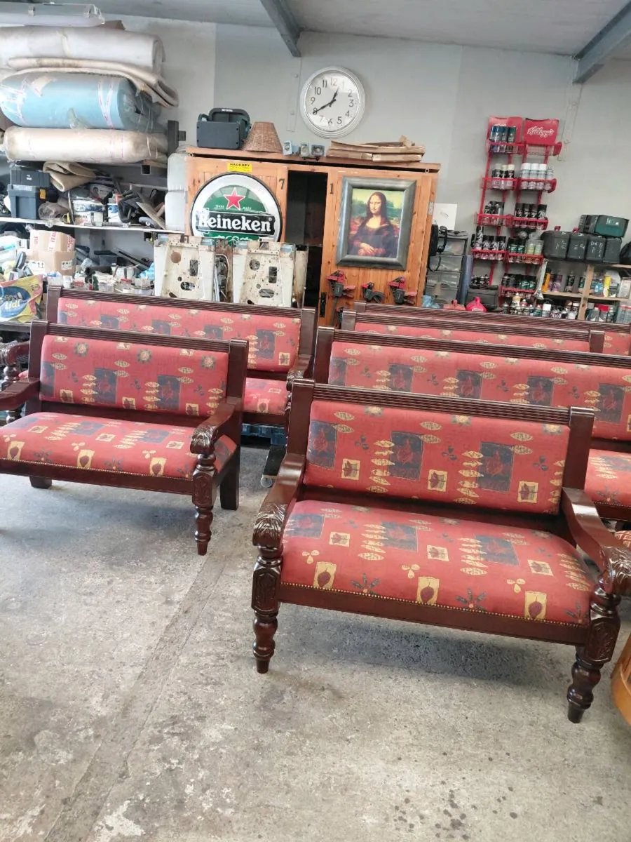 Pub stools and bar furniture - Image 1