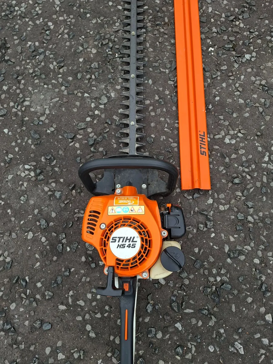 Stihl HS 45 Hedge Trimmer - Image 2