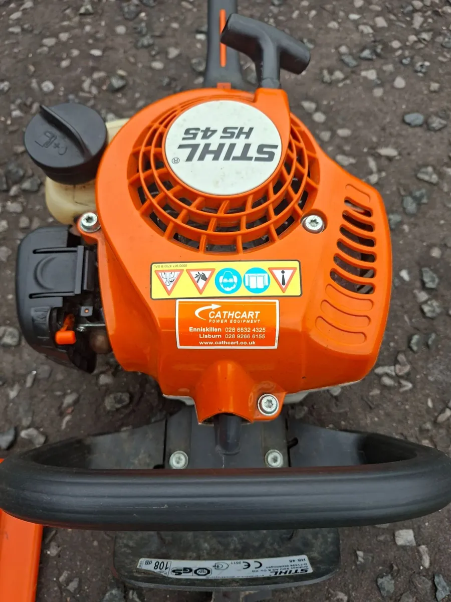 Stihl HS 45 Hedge Trimmer - Image 1
