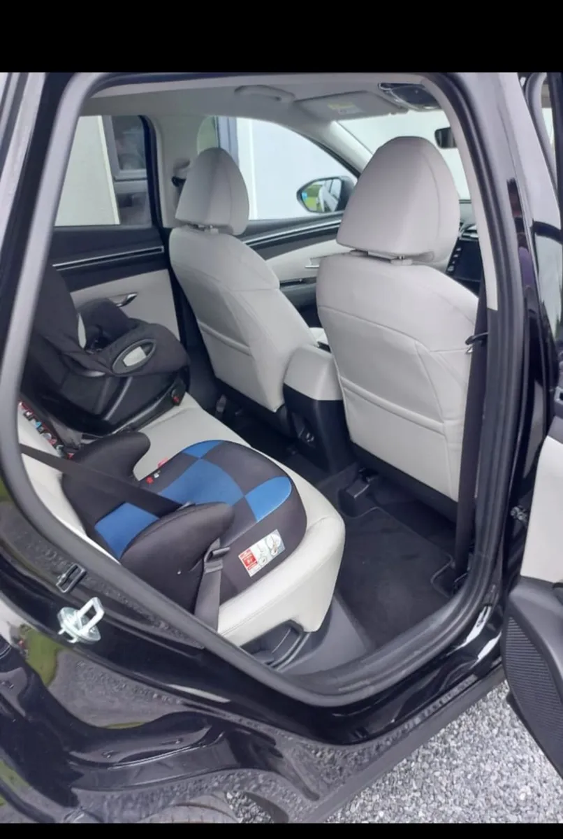 2021 Hyundai Tucson 1.6 executive model - Image 2