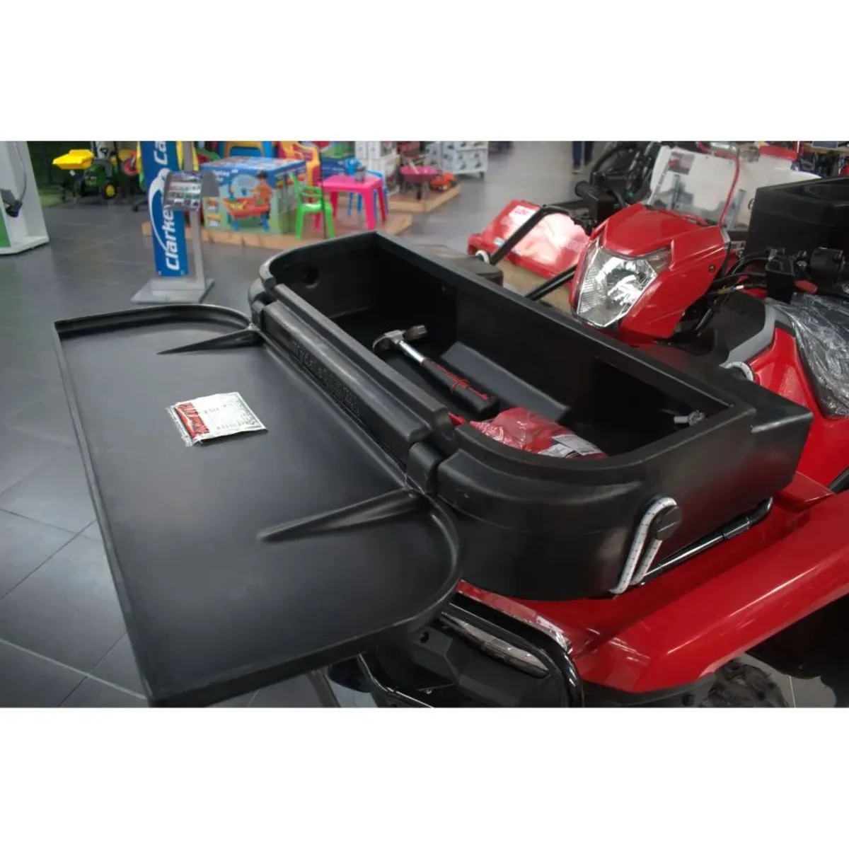 Wydale Quad Front Tool Box - Image 1