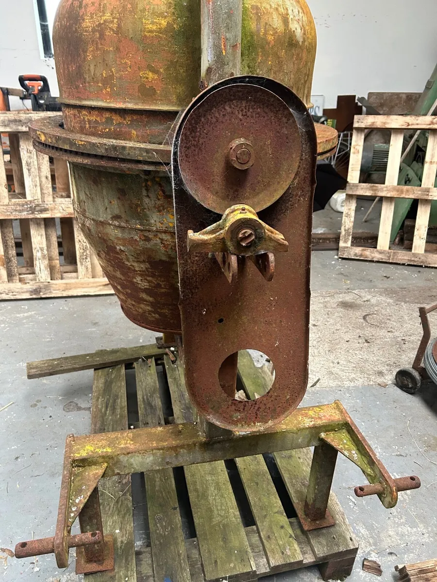 Pearse Of Wexford Tractor Concrete Mixer - Image 2