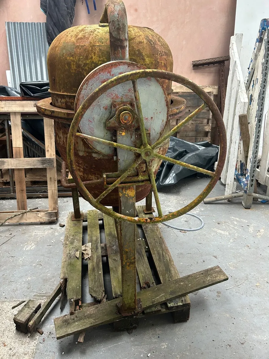Pearse Of Wexford Tractor Concrete Mixer - Image 3