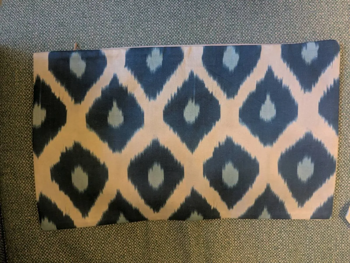 Beautiful unused bolster cushion cover from Hedger - Image 1