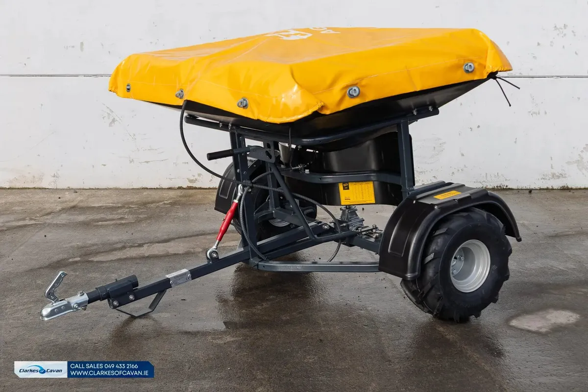 JFC Quad Fertiliser Spreader - Image 1