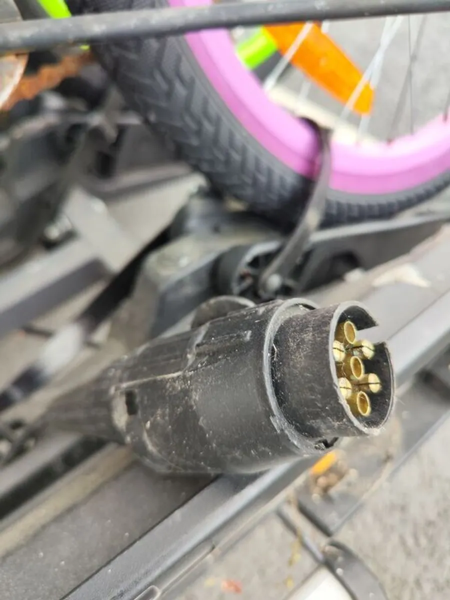 Peruzzo Pure Instinct Black Tow Bar Mounted Bike Rack can be collected at Mullingar as well - Image 4