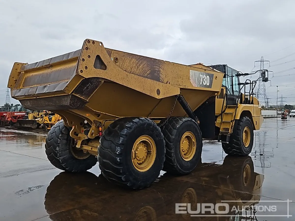 2019 CAT 730 - Image 4