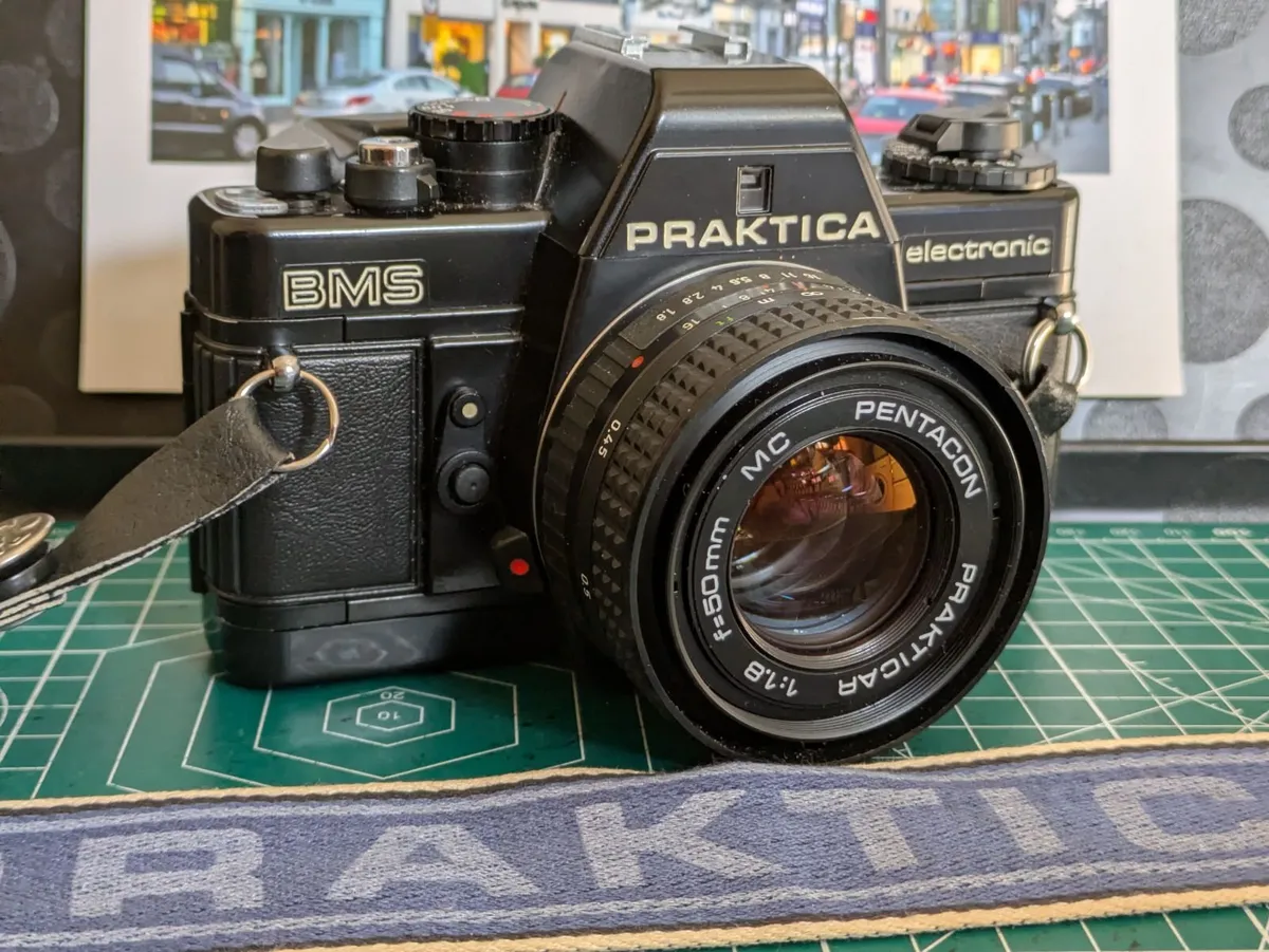 🎞️ Praktica BMS + 50mm/1.8 💥 lens - Image 1