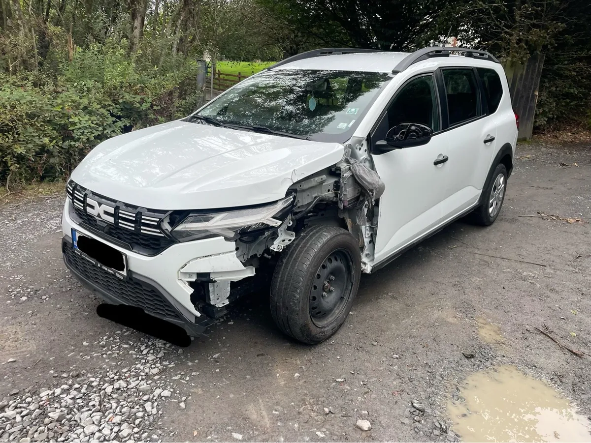 2025 Dacia Jogger Left Hand Drive - Image 2
