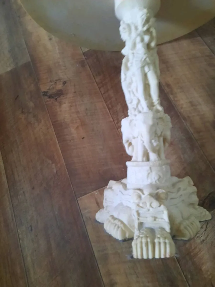 Vintage Resin Table - Image 4