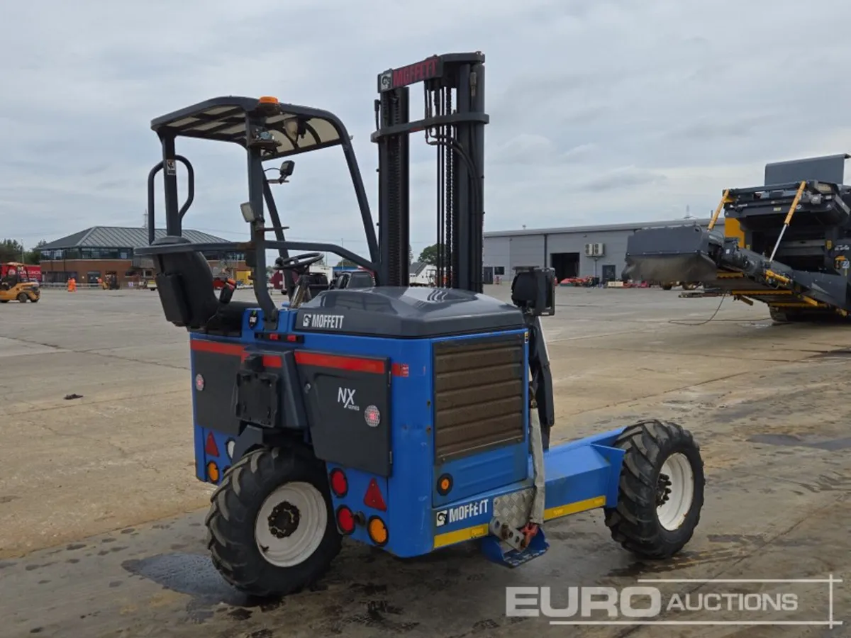 2022 Moffett M5 25.3 NX V - Image 4