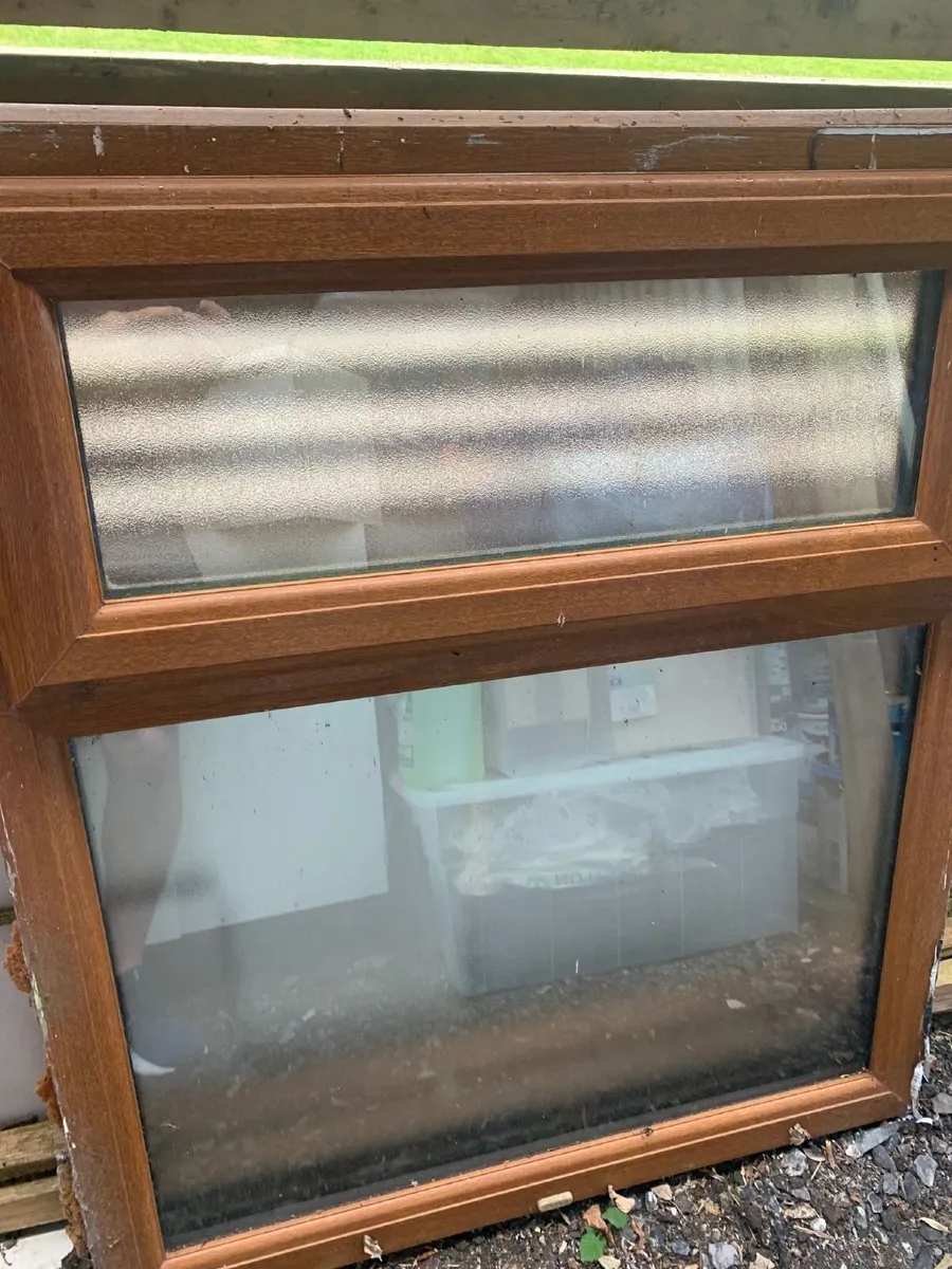 Internal doors, windows, bathroom ware - Image 2