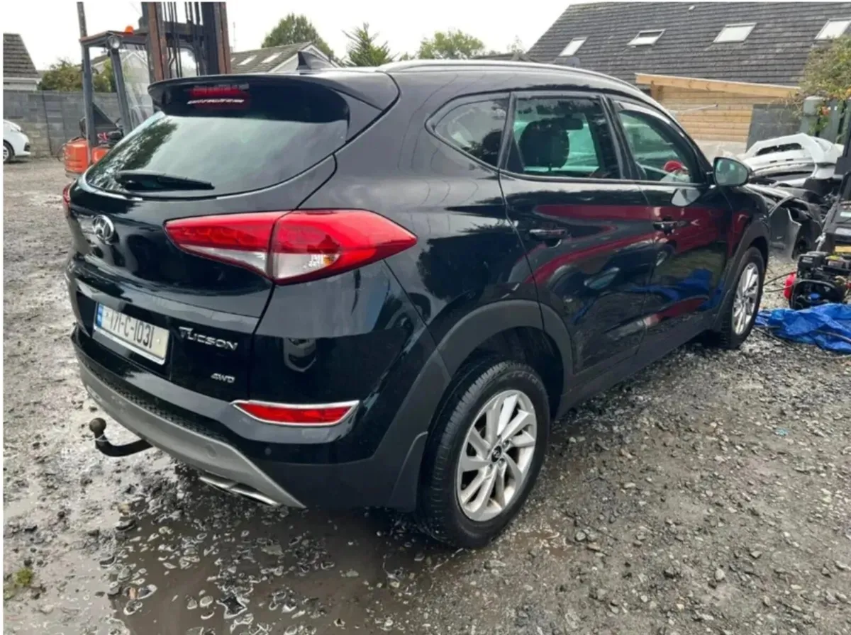 2017 Hyundai Tucson 2.0 Diesel 4X4 - Image 2