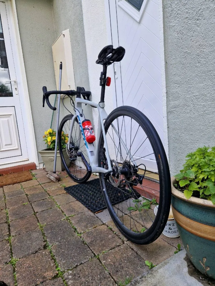 2023 Giant Tcr advance one, disc brake ultegra - Image 2