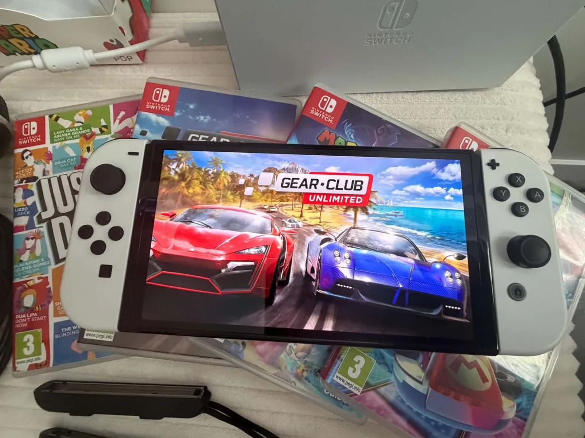 Nintendo switch - Image 2