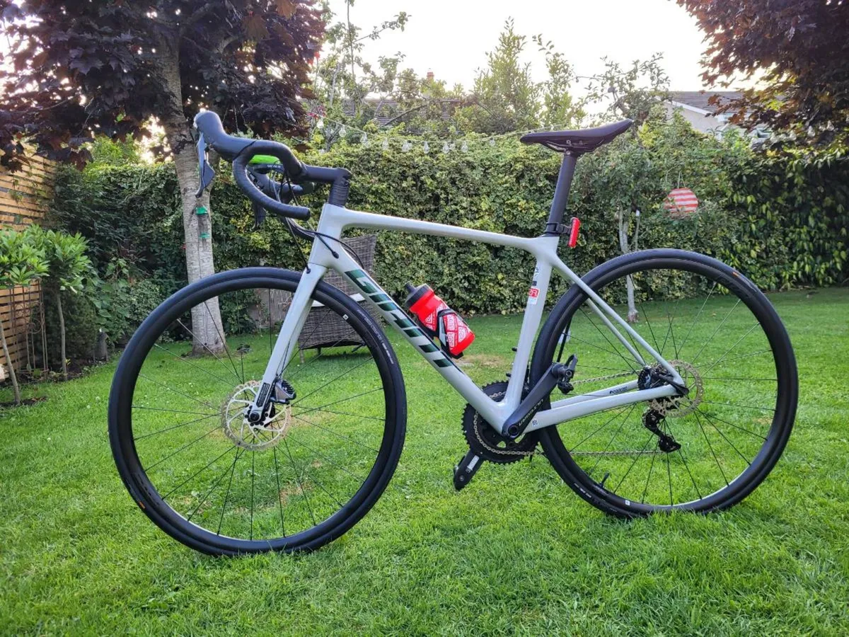 2023 Giant Tcr advance one, disc brake ultegra - Image 1