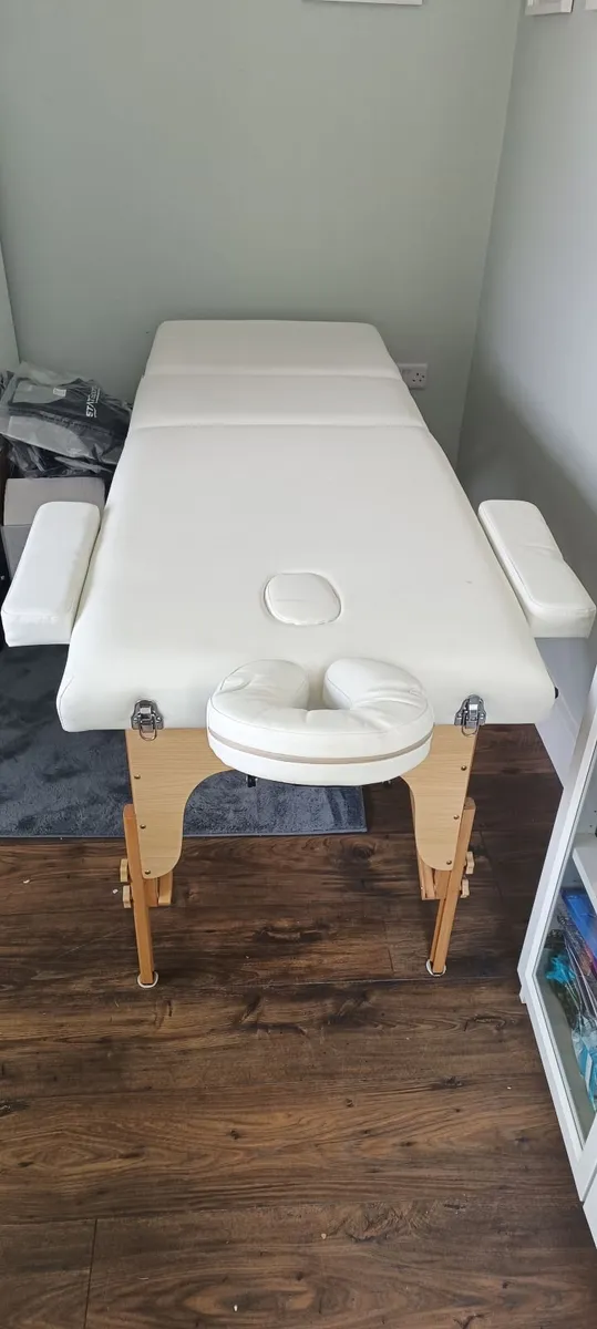 Massage Table/Physio/Reiki/Beauty Massage Imperial - Image 1