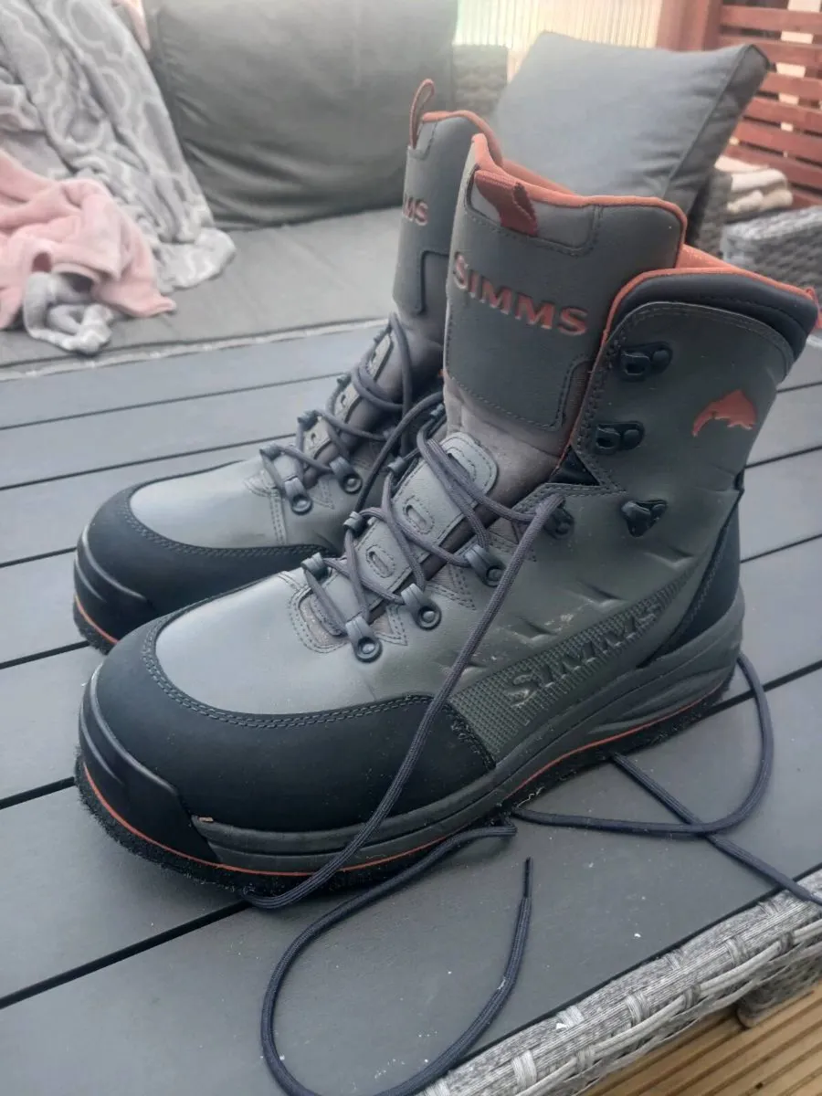 Simms boots - Image 1
