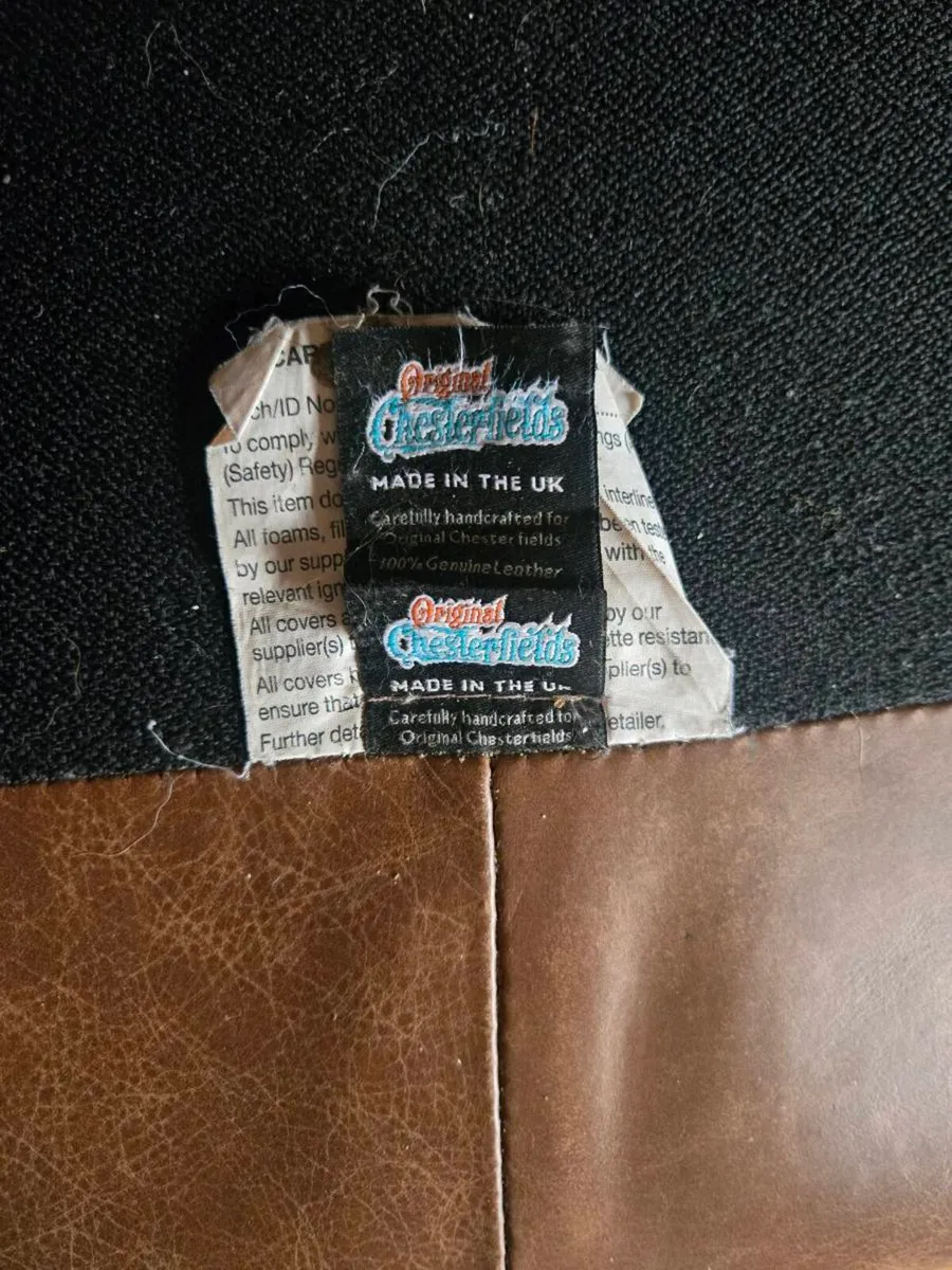 Chesterfield Sofa - Image 4
