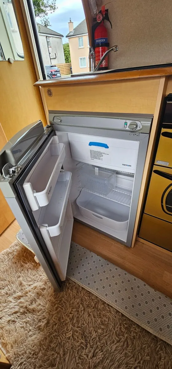 Caravan - Image 2