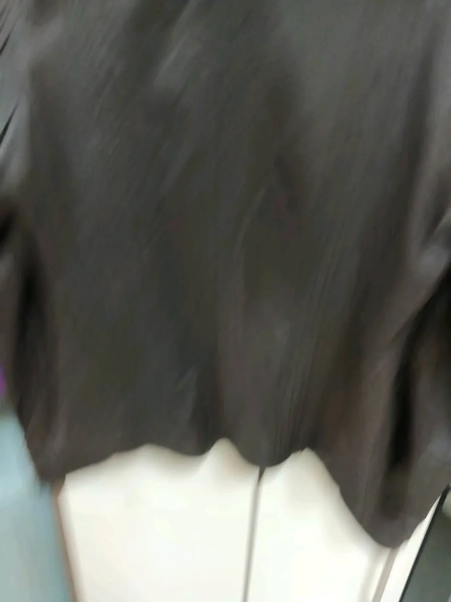 MONSOON LADIES LEATHER JACKET LIKE NEW - Image 3
