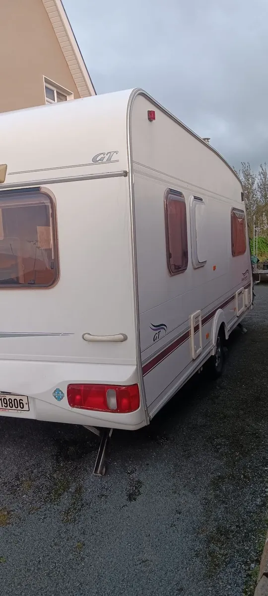 Caravan swift blackmere 5/6 berth - Image 3