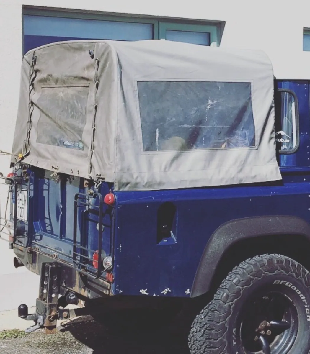 Land Rover Defencer Canvas - Image 2