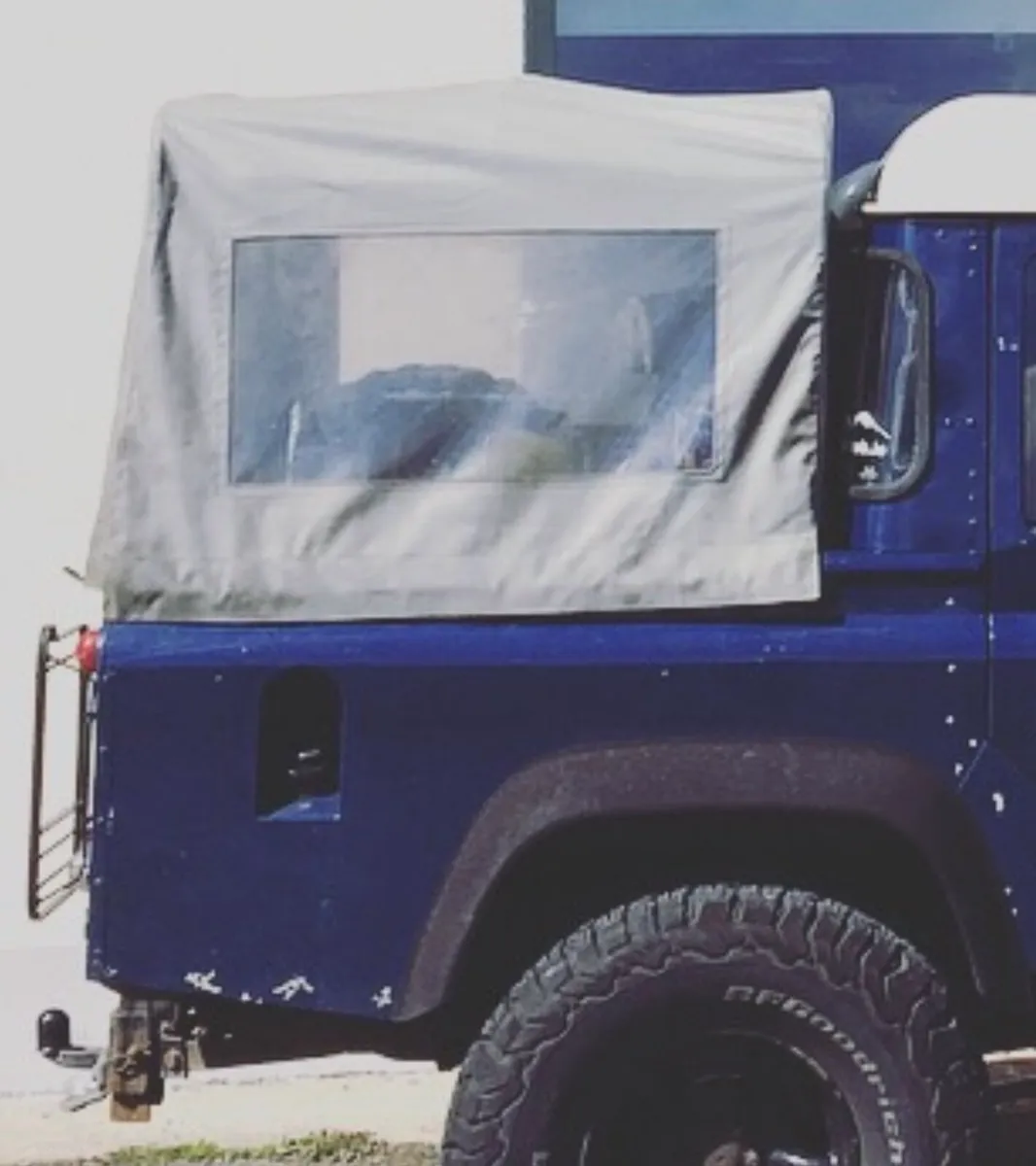 Land Rover Defencer Canvas - Image 3
