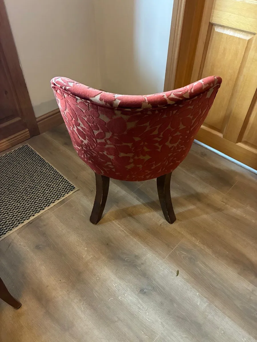 Need Gone ** 4 x Dining Room Chairs - Image 2