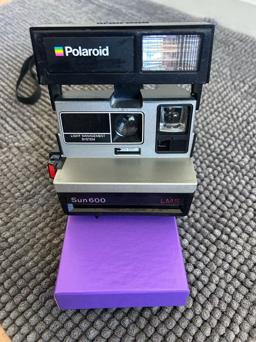 Polaroid SUN 600 LMS Land Camera - Vintage model - Image 1