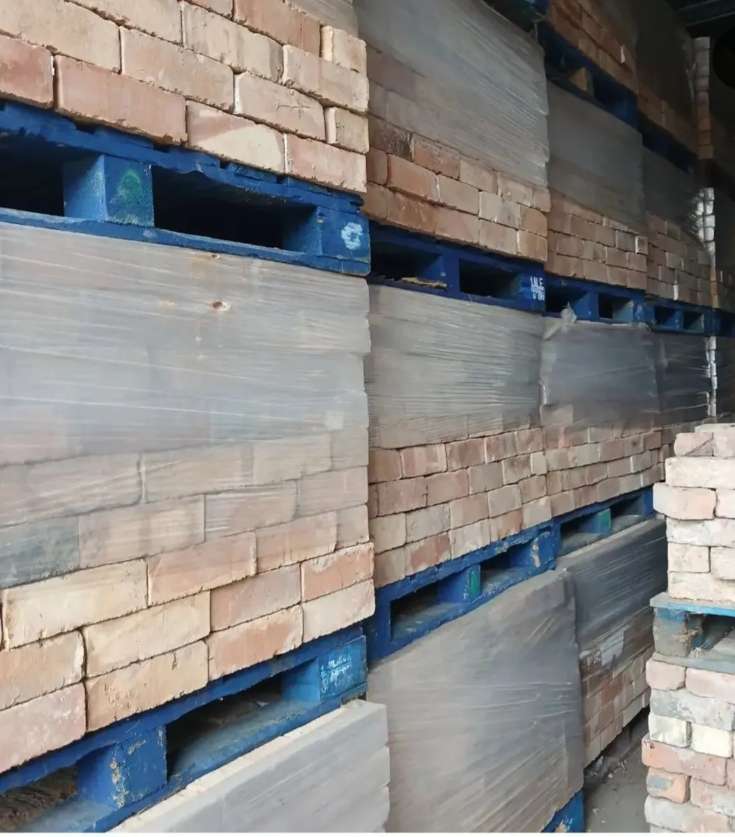 Description 🧱 LARGE ARRIVAL OF RECLAIMED BRICK — - Image 1