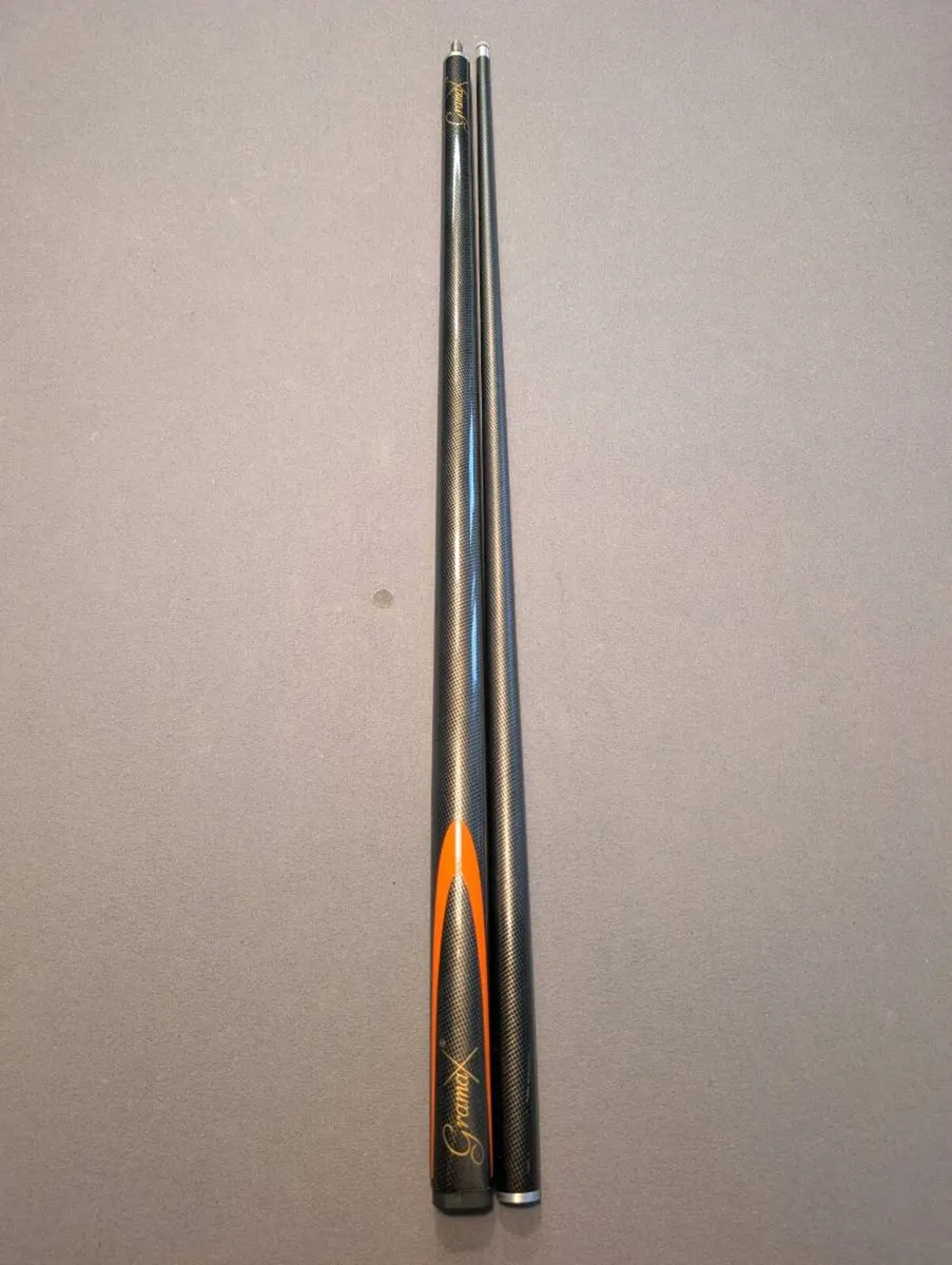 Gramax 2-Piece Composite Pool cue (Carbon) - Image 3